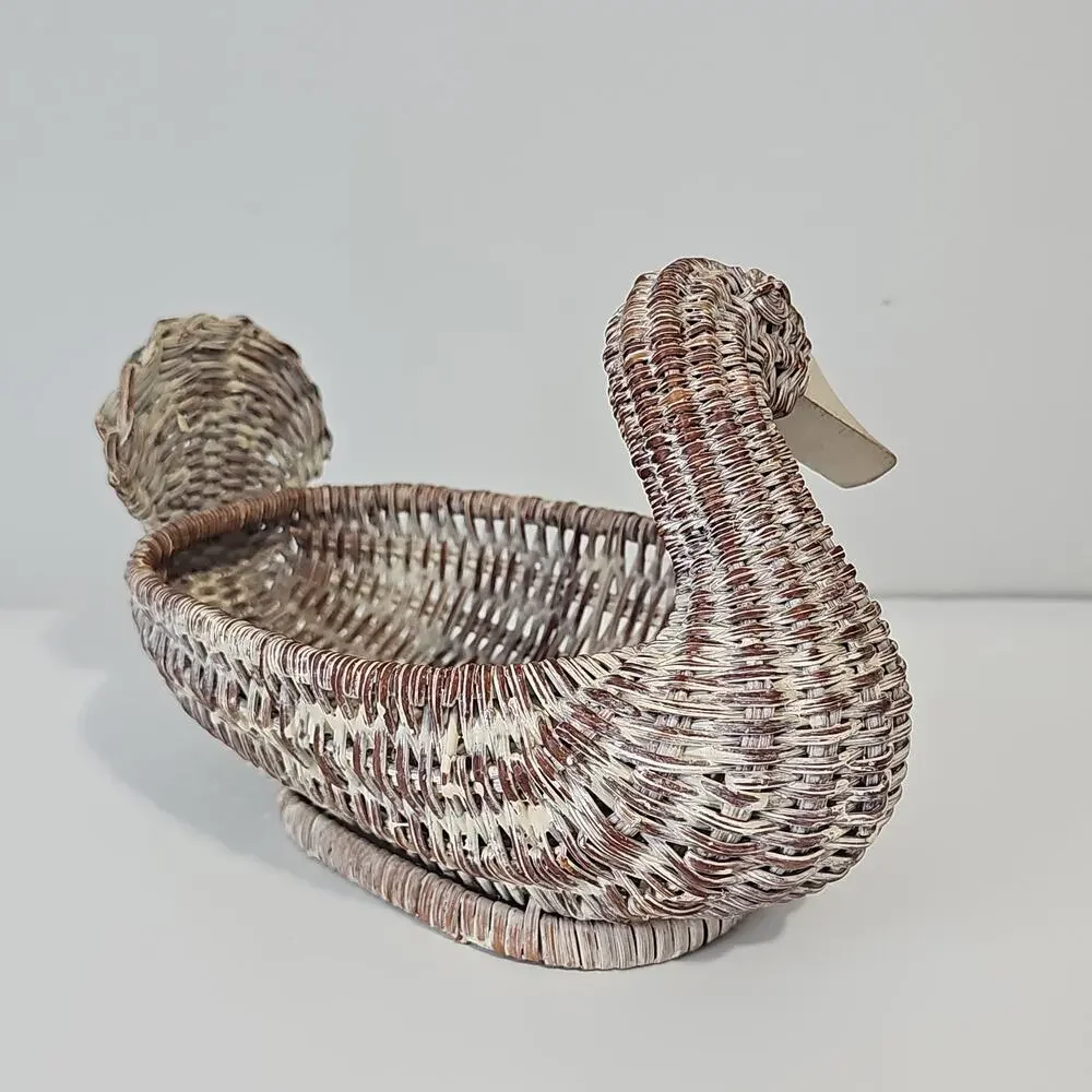 Vintage 1988 Wicker Duck Basket Catch All Cottagecore Country Whimsy Farmhouse